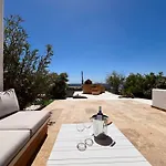 Emily Alpine Chic With Hot Tub And Ocean View Villa *