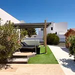 Emily Alpine Chic With Hot Tub And Ocean View Βίλα *