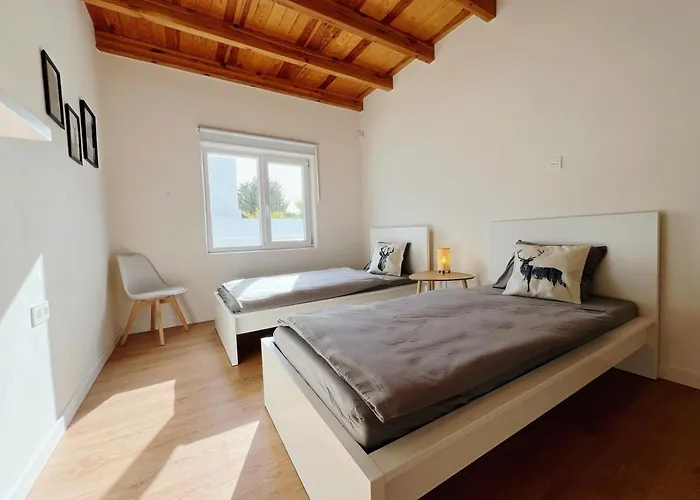 Emily Mit Hot Tub Und Meerblick * 科斯塔特吉塞