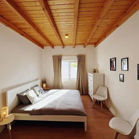 Emily Mit Hot Tub Und Meerblick Villa