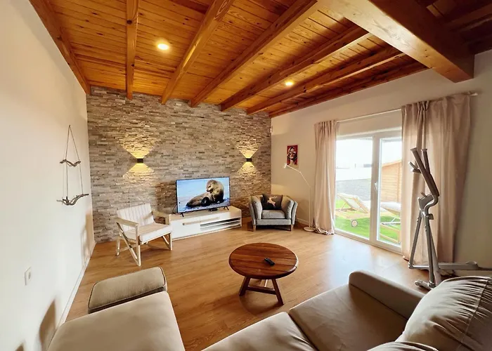 Villa Emily Mit Hot Tub Und Meerblick Costa Teguise