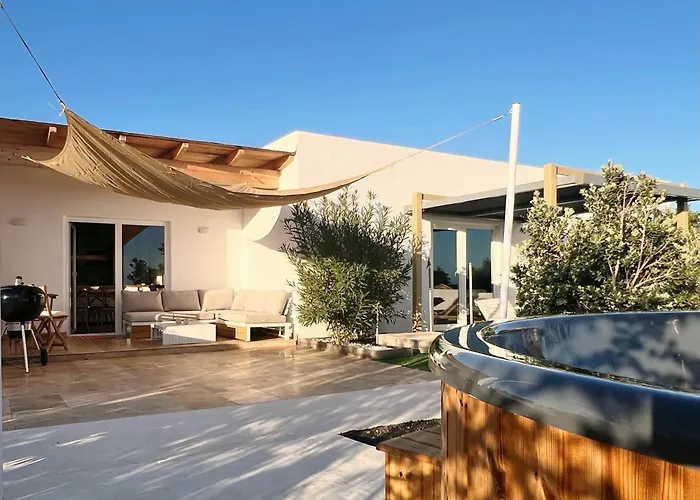 Emily Mit Hot Tub Und Meerblick Villa *